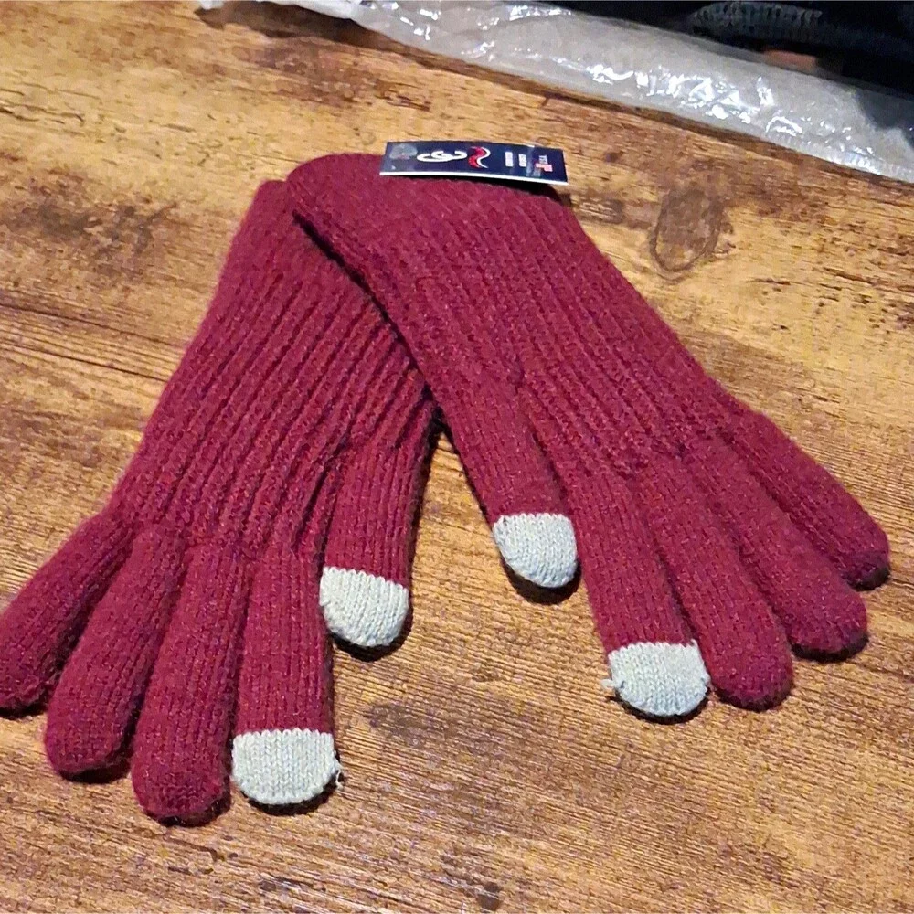 Women’s Burgundy/Gray Knit Touchscreen Gloves w/ Faux Fur Cuff, One Size